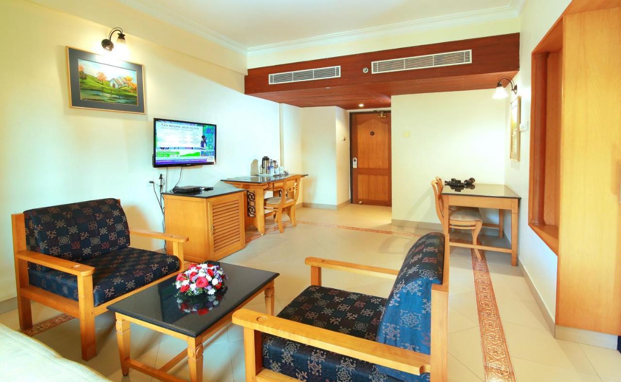 Royal Omars Otel Kannur Dış mekan fotoğraf