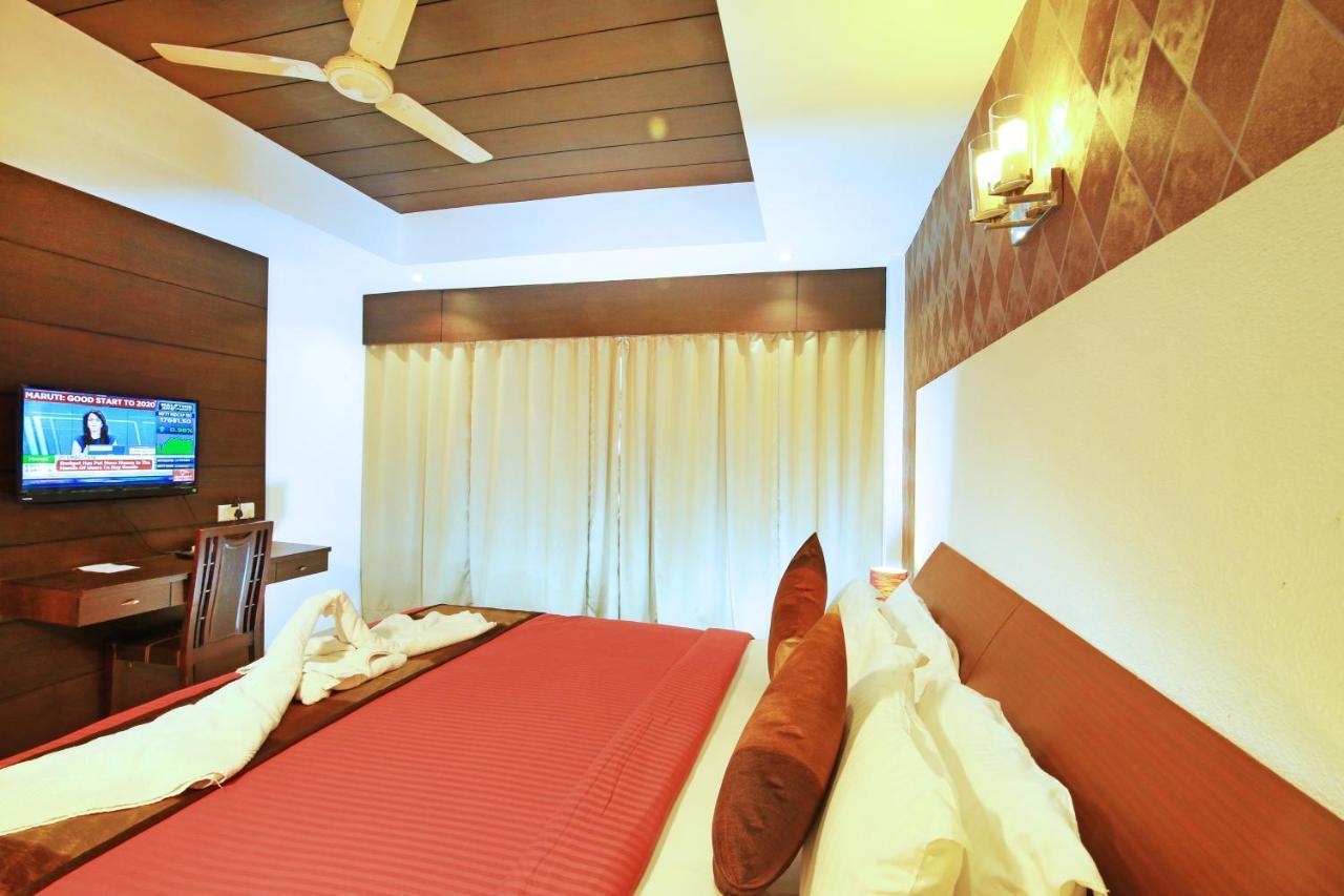 Royal Omars Otel Kannur Dış mekan fotoğraf