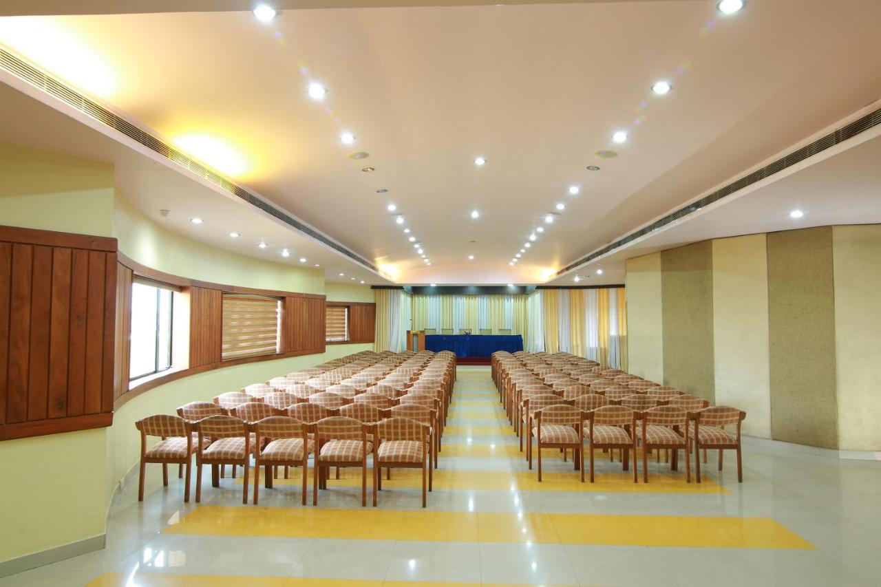Royal Omars Otel Kannur Dış mekan fotoğraf